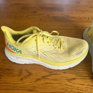 Hoka Size 9